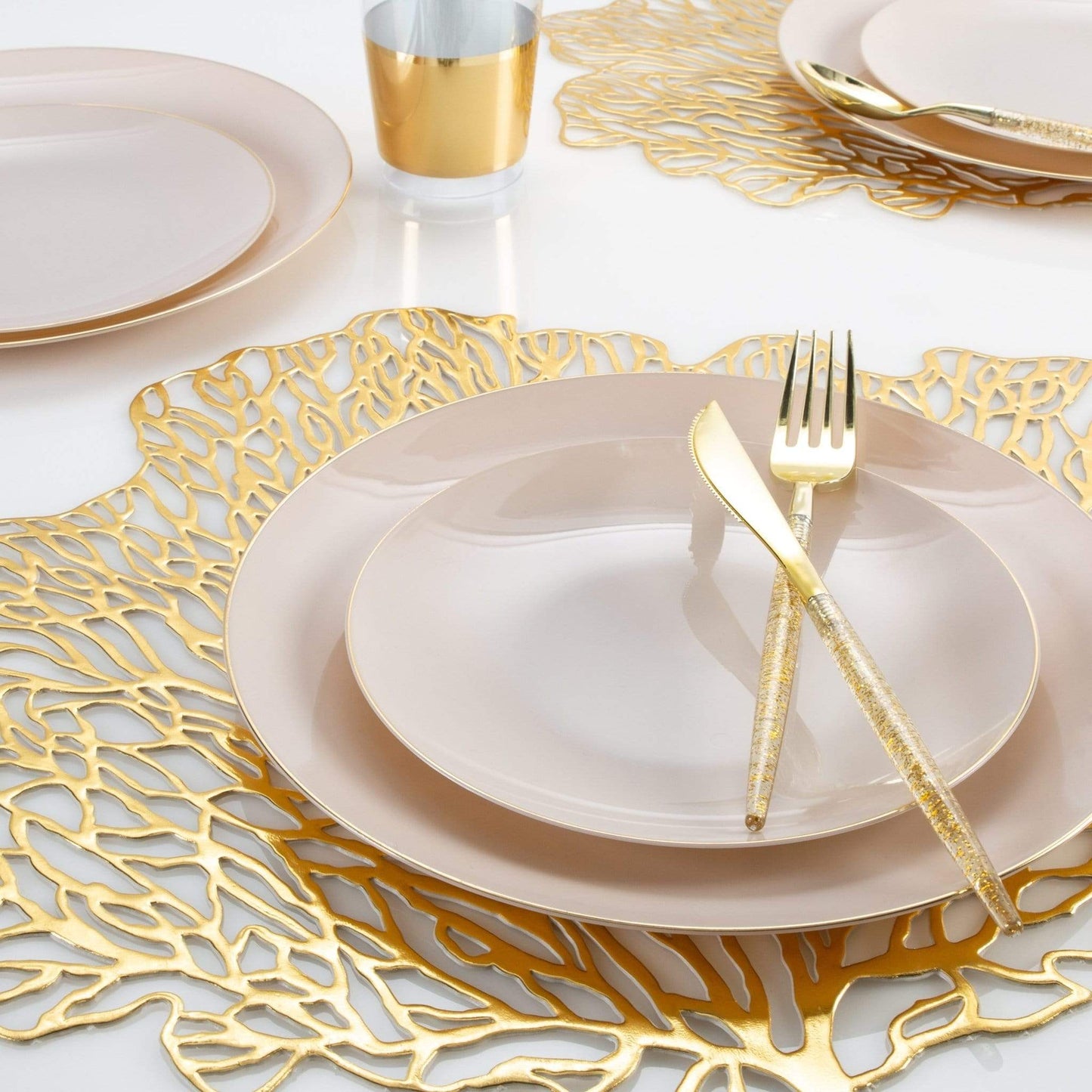 LINEN & GOLD ROUND REUSABLE DINNER PLATES | 10 PIECES