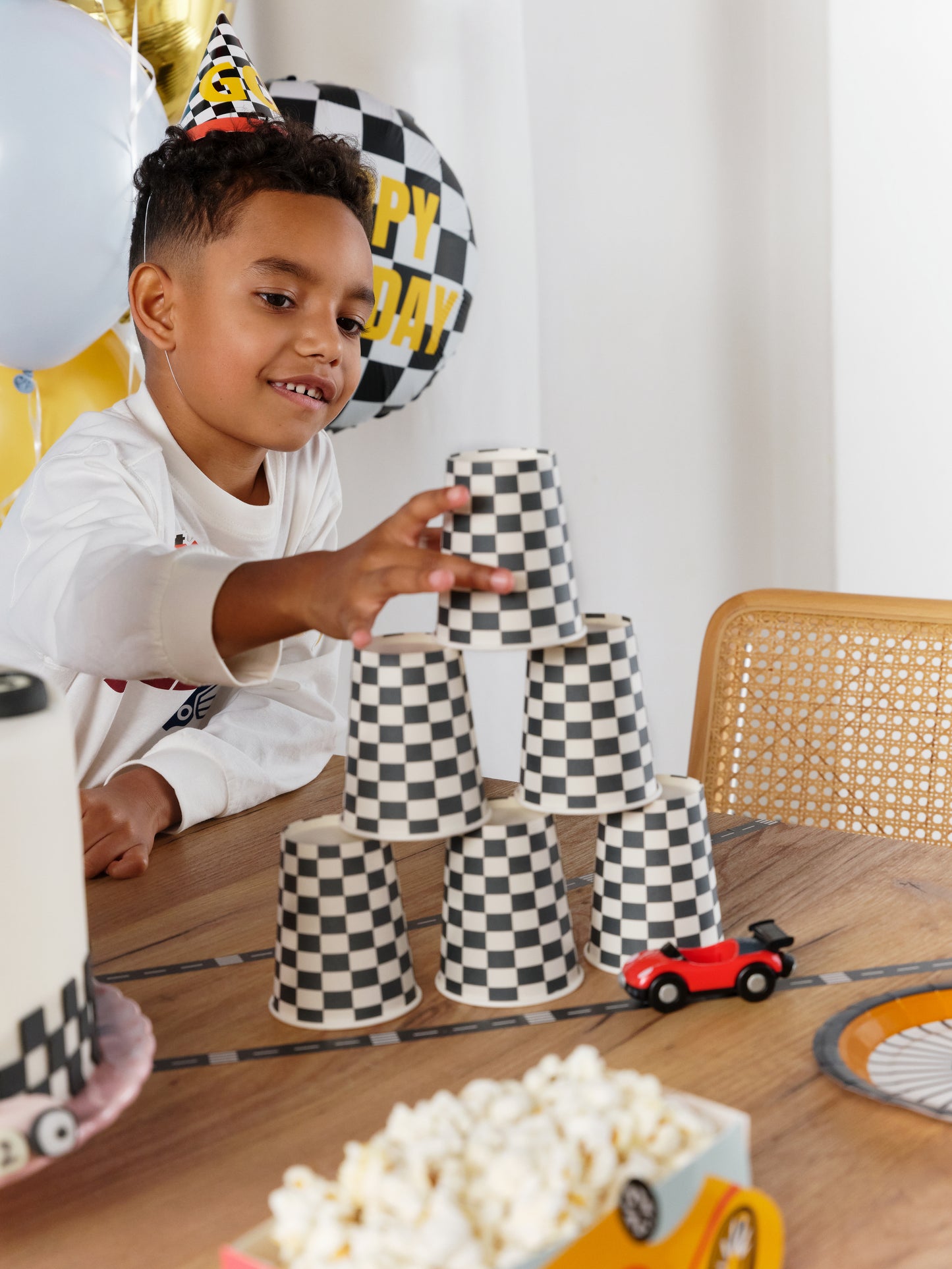 CHECKERED FLAG CUPS
