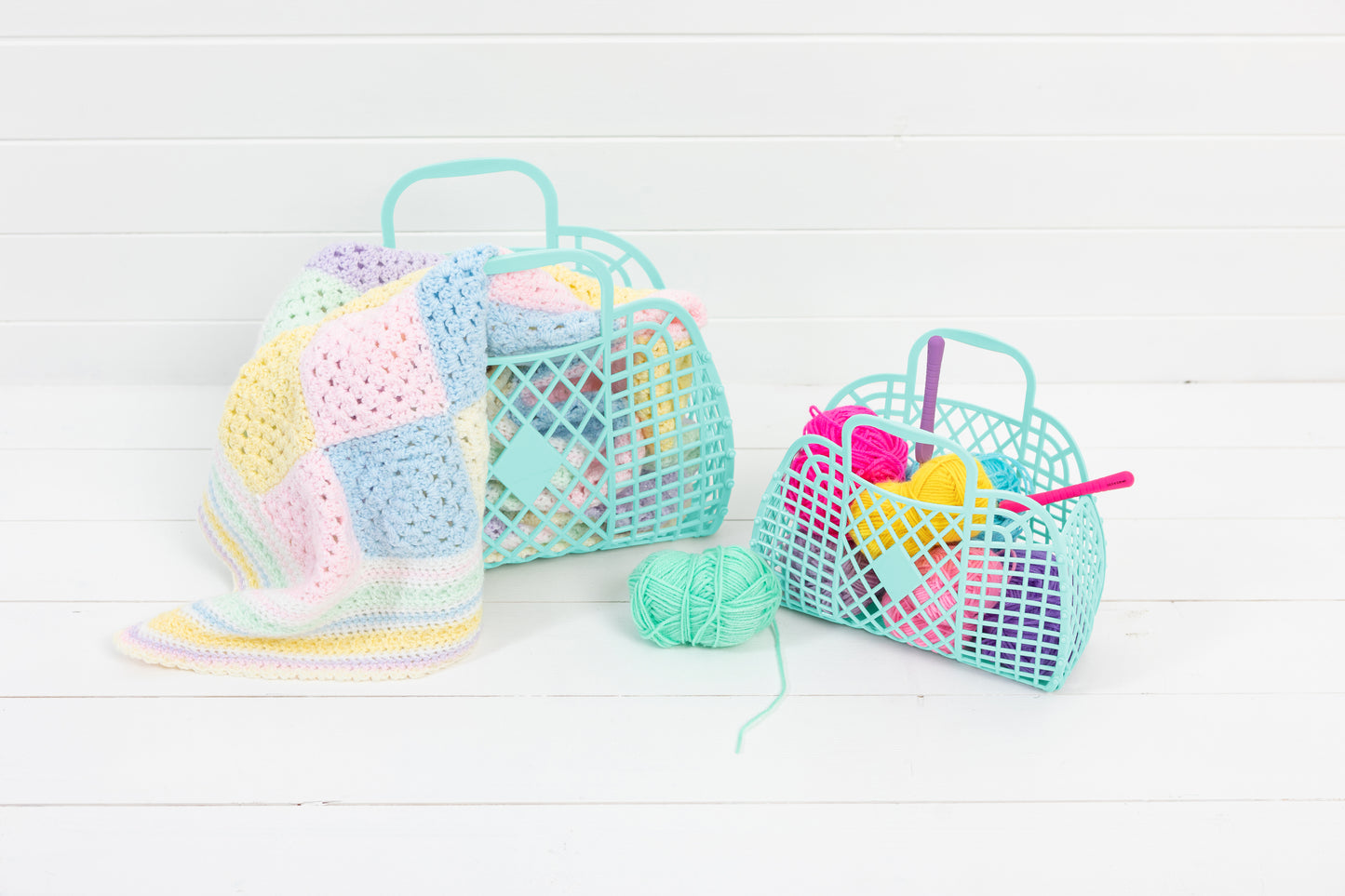 SUN JELLIES RETRO BASKET - SMALL