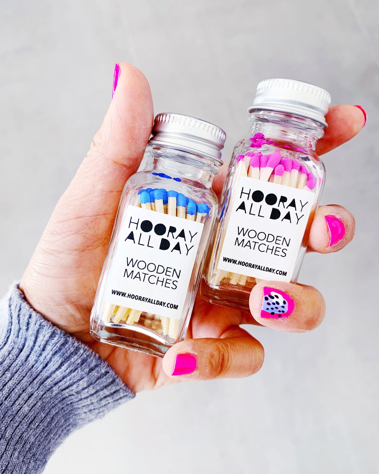 WOODEN MATCHES - HOT PINK