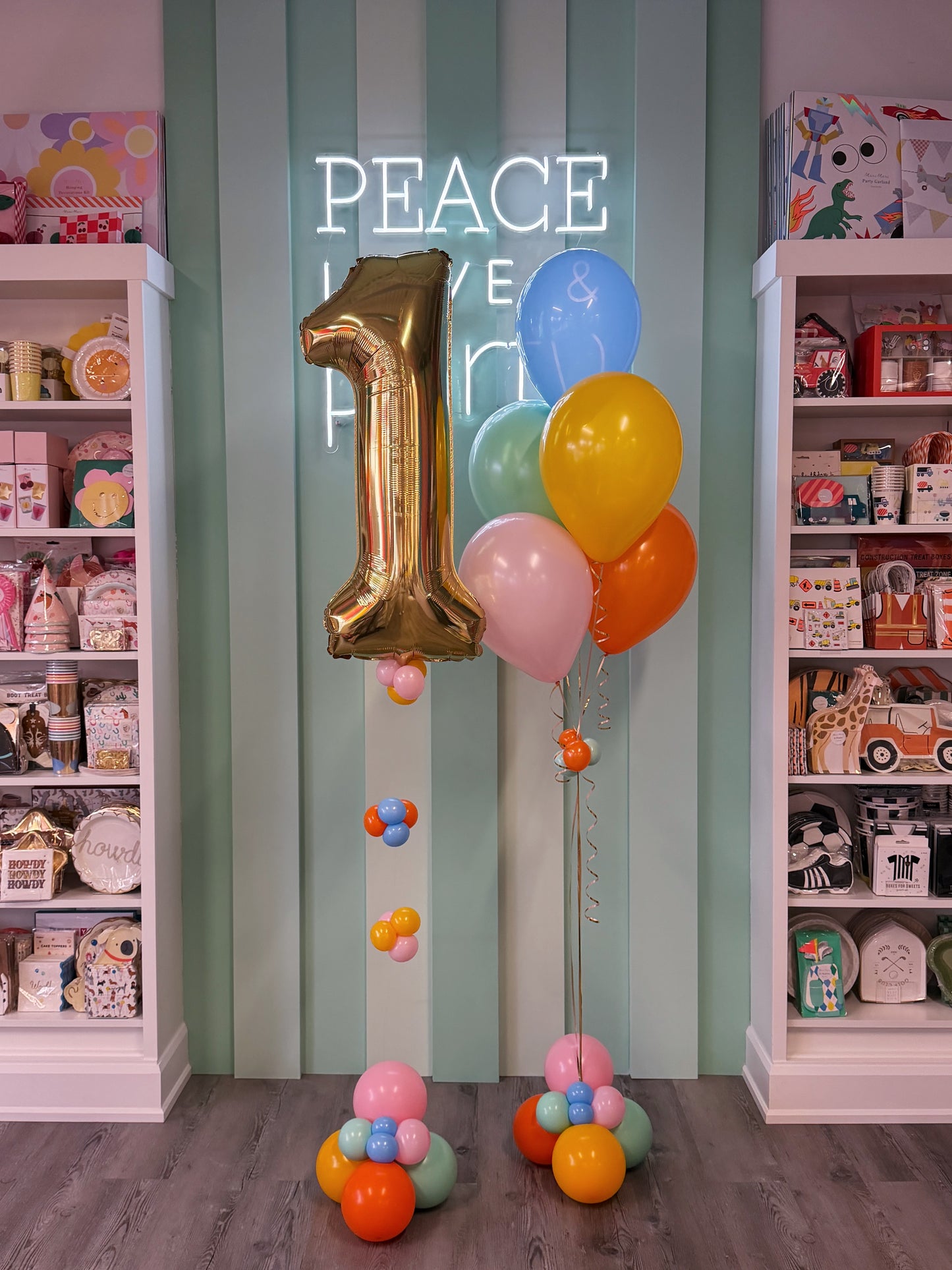 CLASSIC NUMBER BALLOON BUNDLE