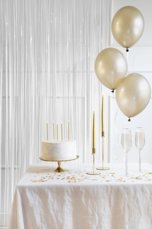 WHITE FRINGE CURTAIN BACKDROP 3 x 6.5 FT