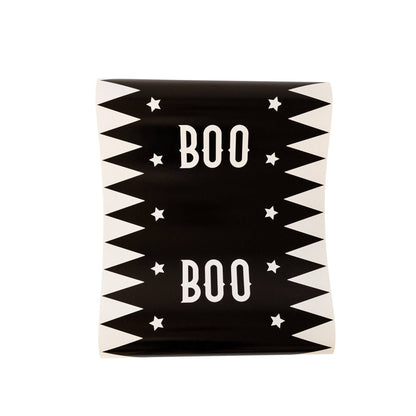 Black & white 'BOO' halloween table runner.