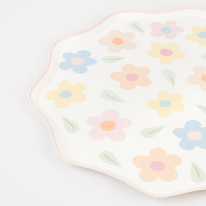 colourful daisy flower plates - wavy border by meri meri