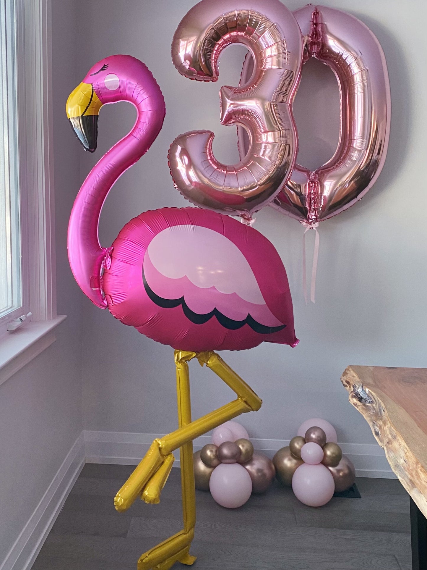 30th birthday balloons with flamingo airwalkerz