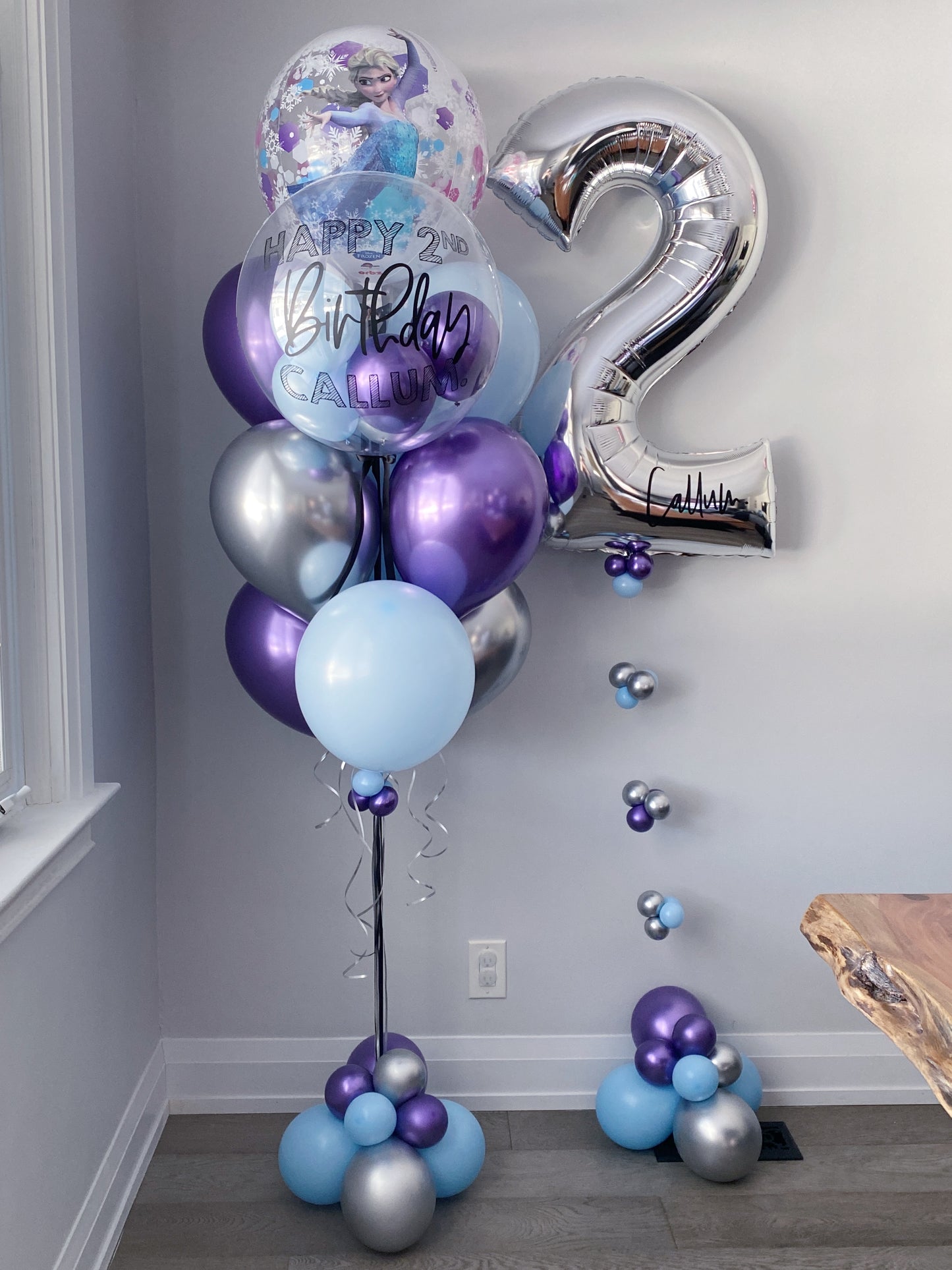 frozen themed helium balloon bundle