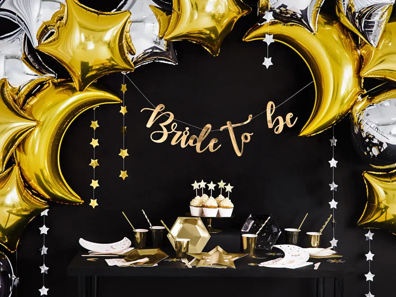 gold and silver themed party decor for bridal shower