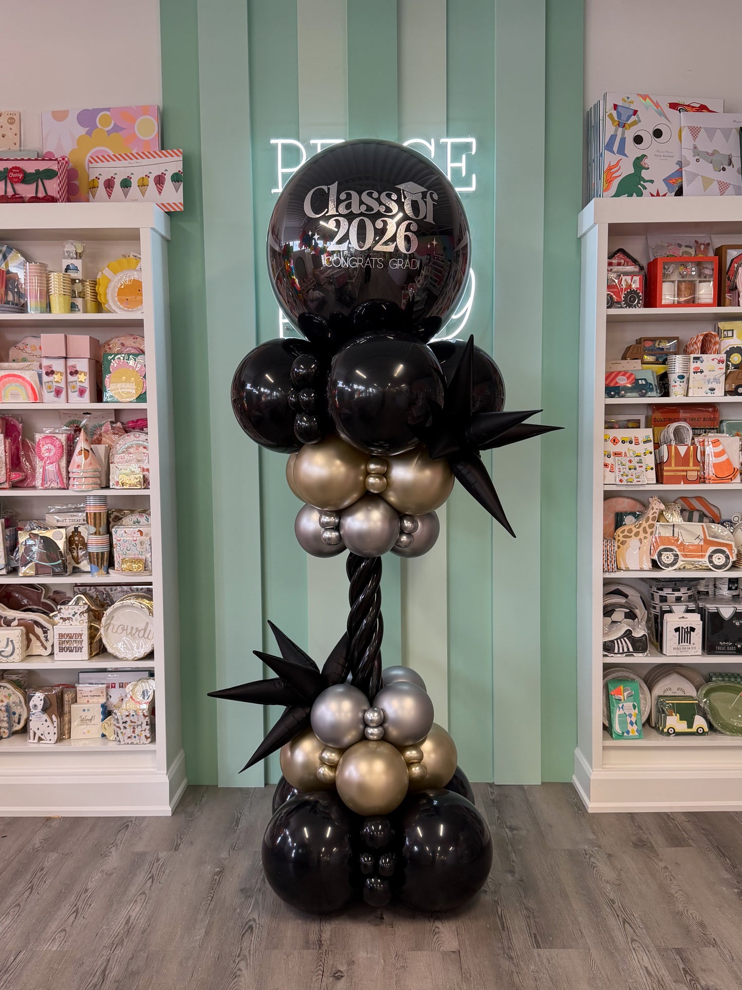CUSTOM GRADUATION BALLOON TOWER