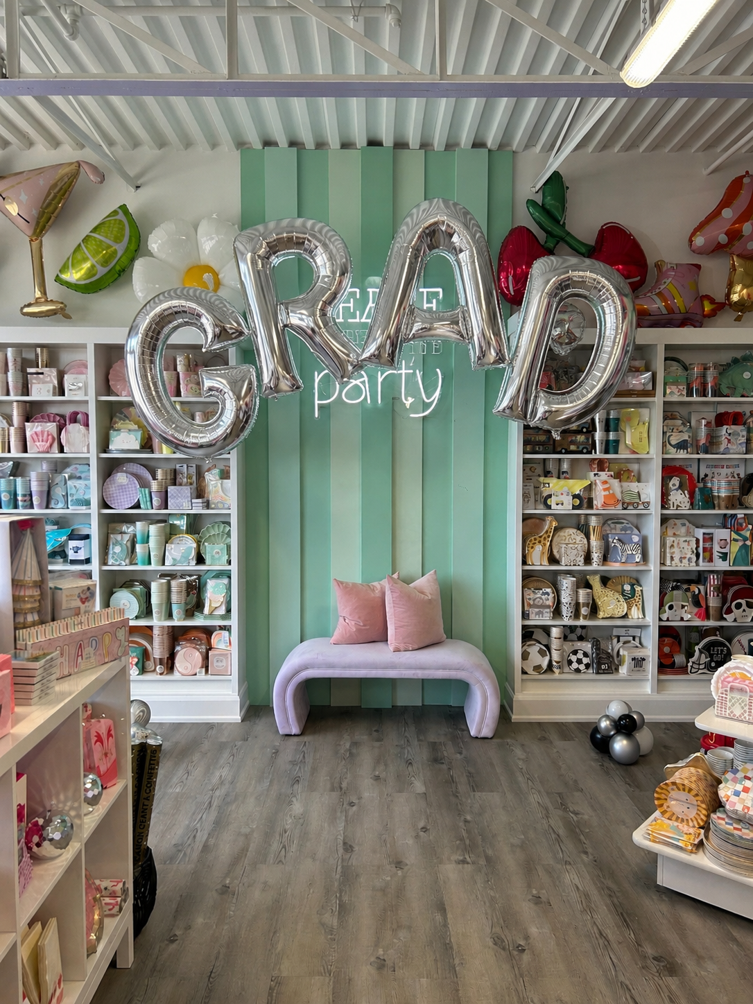 FOIL LETTER ARCH