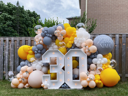 MARQUEE NUMBERS + BALLOON GARLAND