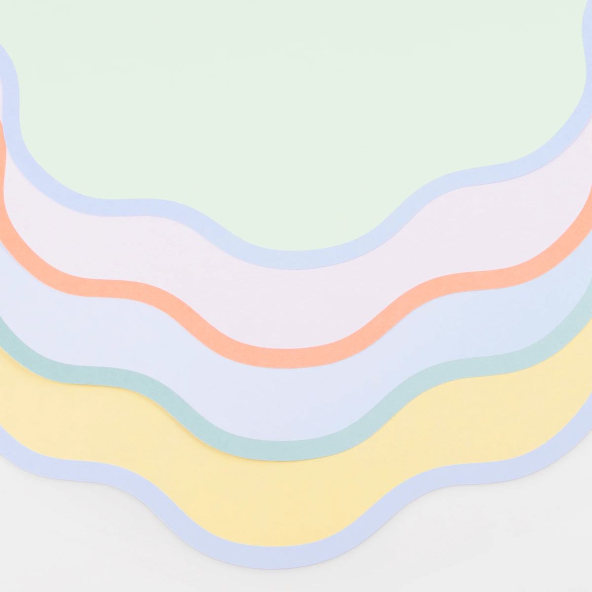 WAVY ROUND PAPER PLACEMATS BY MERI MERI