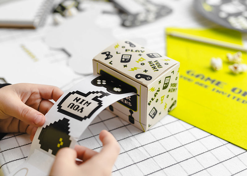 MINI GAMER STICKER BOX – CONFETTIMYPARTY