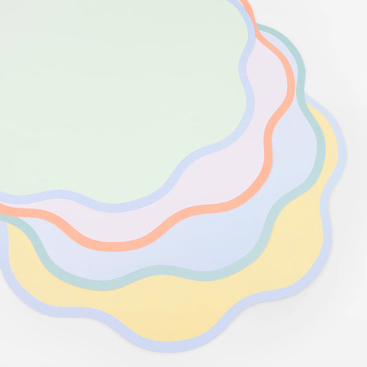 WAVY ROUND PAPER PLACEMATS BY MERI MERI