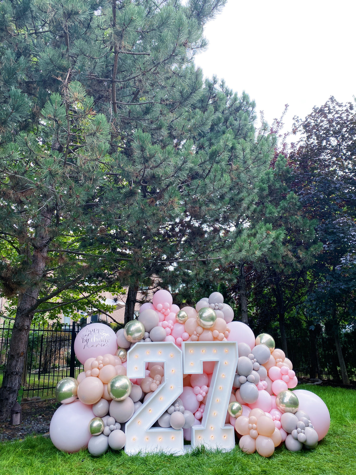 MARQUEE NUMBERS + BALLOON GARLAND