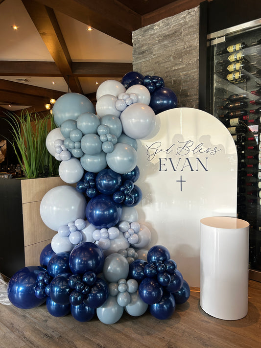 SACRAMENT WHITE ACRYLIC BACKDROP + BALLOON PACKAGE