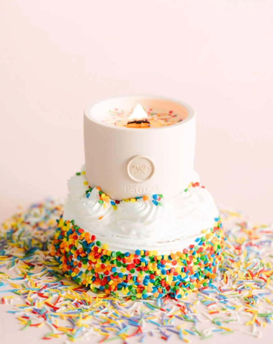 THE BIRTHDAY CAKE - VANILLA FROSTING & BUTTERCREAM CANDLE