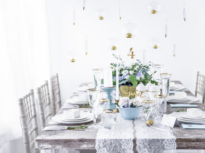 white and gold tablescape 