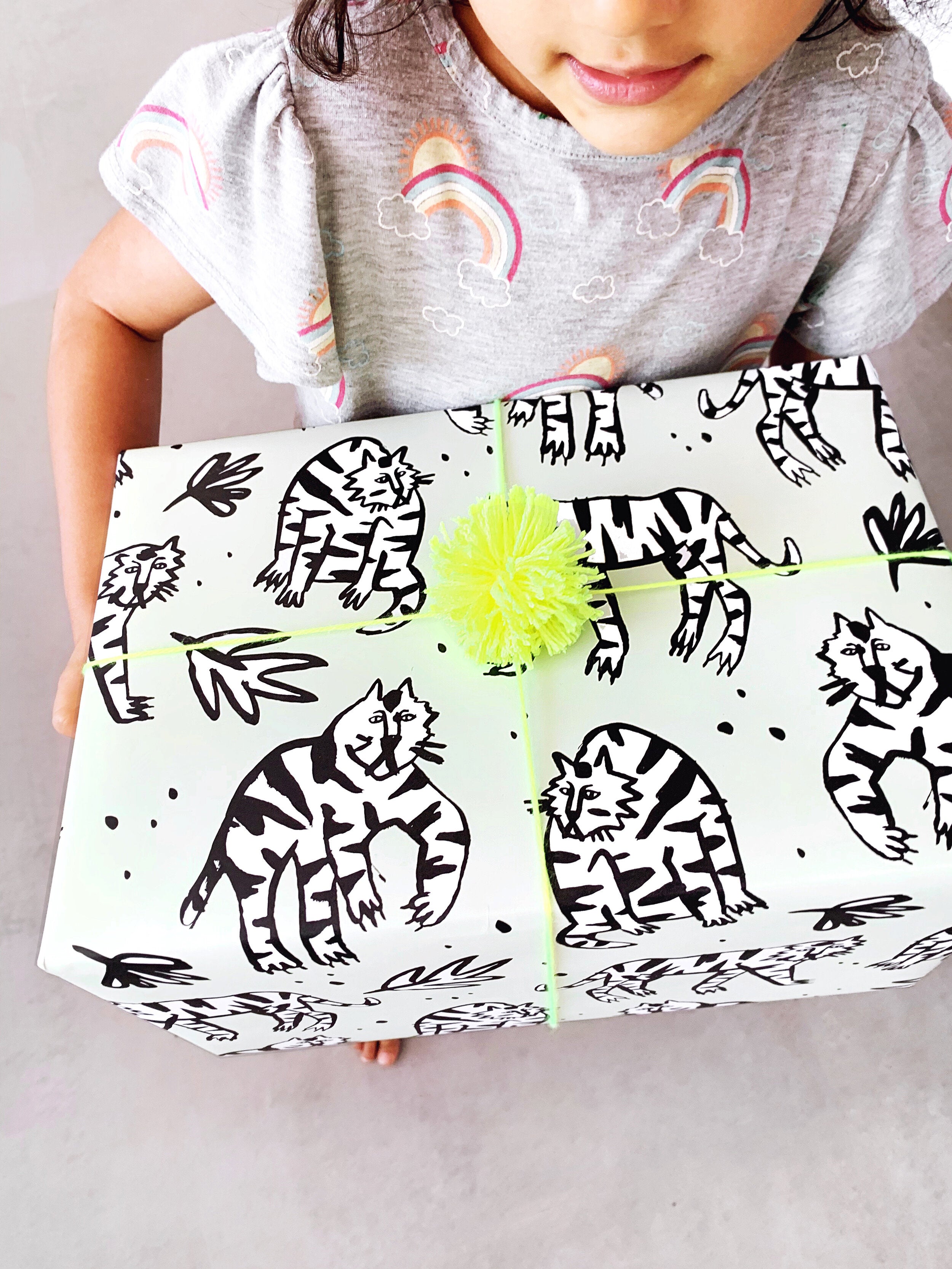 WILD CATS GIFT WRAP SHEETS MINT CONFETTIMYPARTY