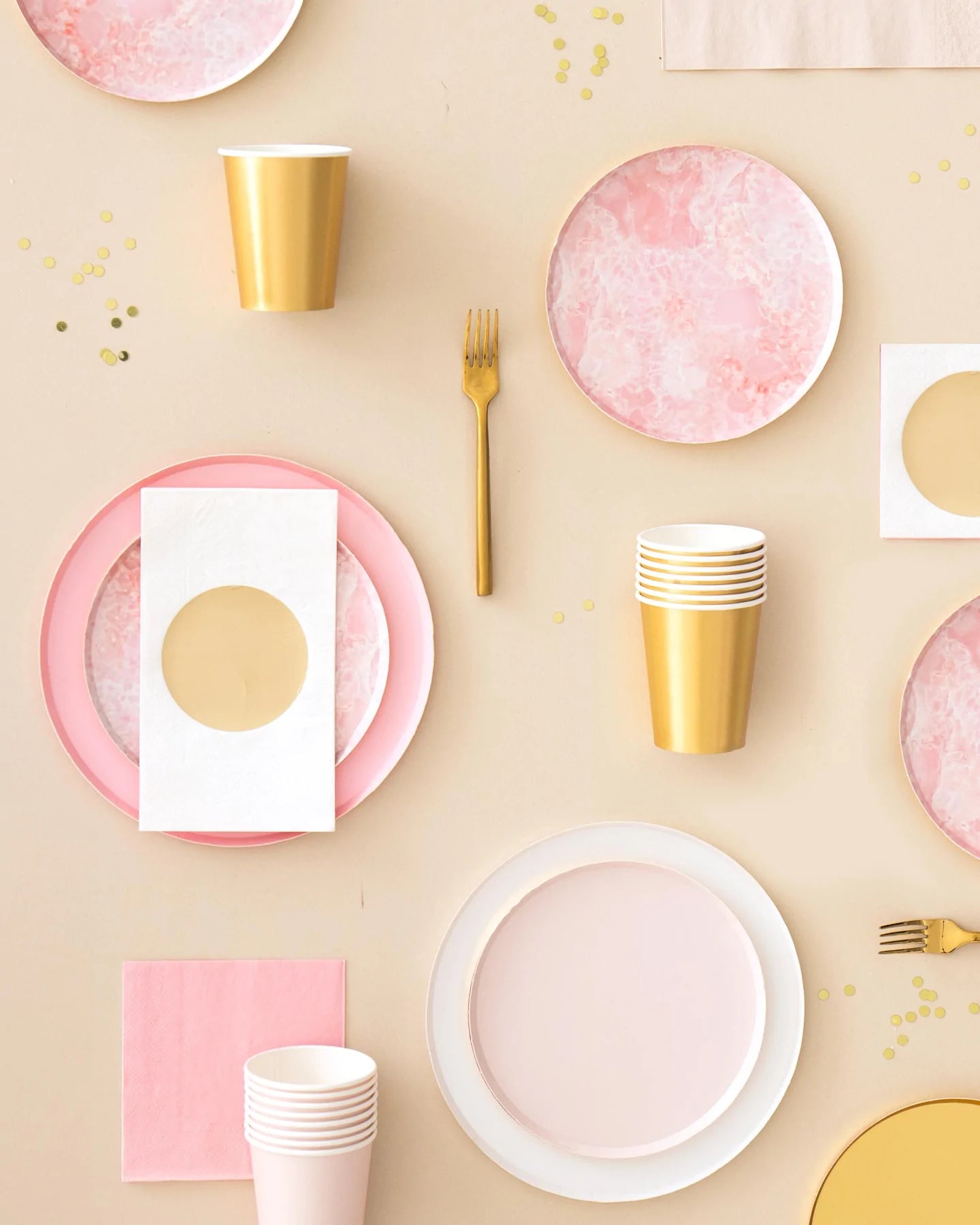 OH HAPPY DAY PRETTY IN PINK DINNER PLATES