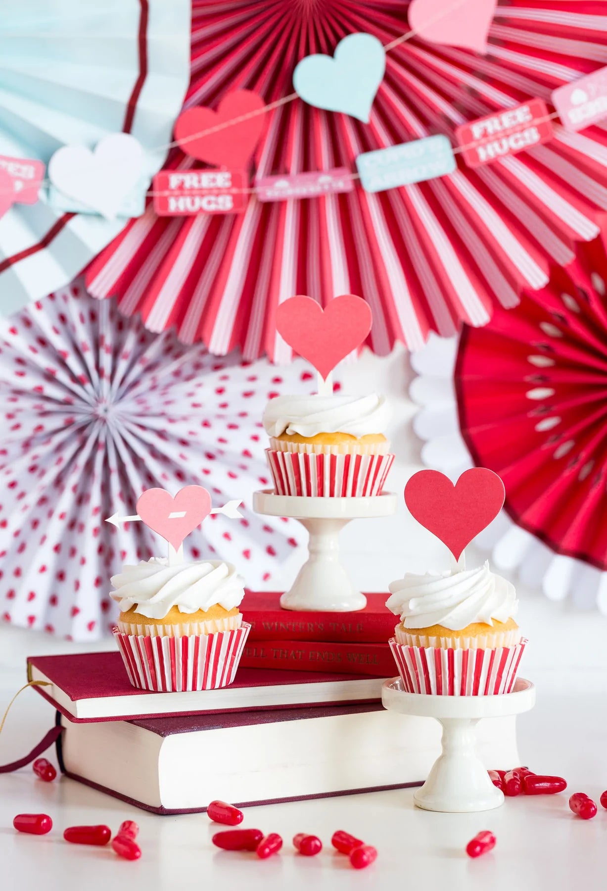 valentines cupcakes with cupcake toppers by my minds eye